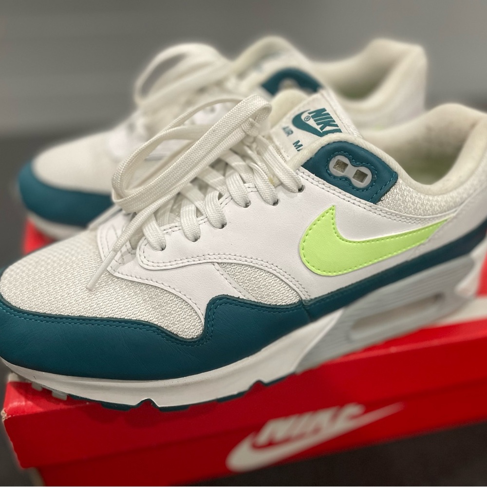 Nike Air Max 95 size 8